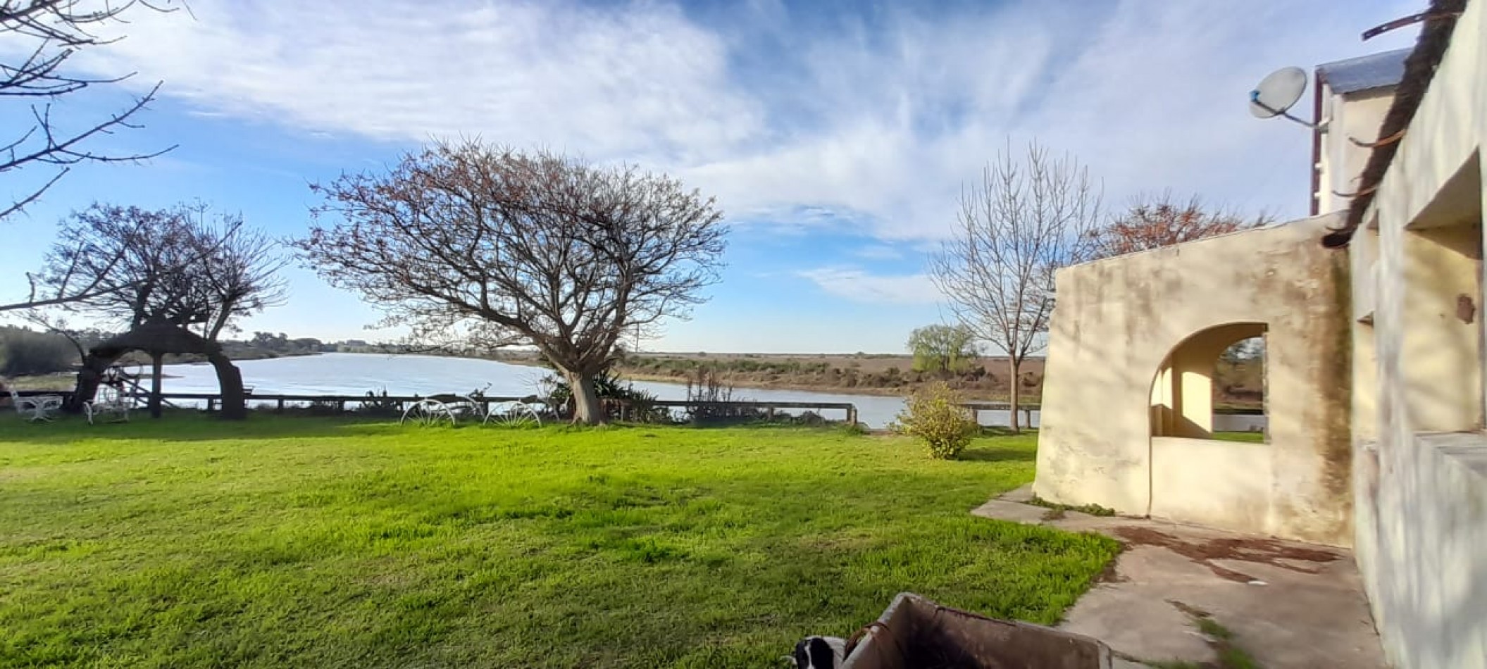 Ref. No 1312 - Hermoso inmueble ubicado sobre el rio Coronda