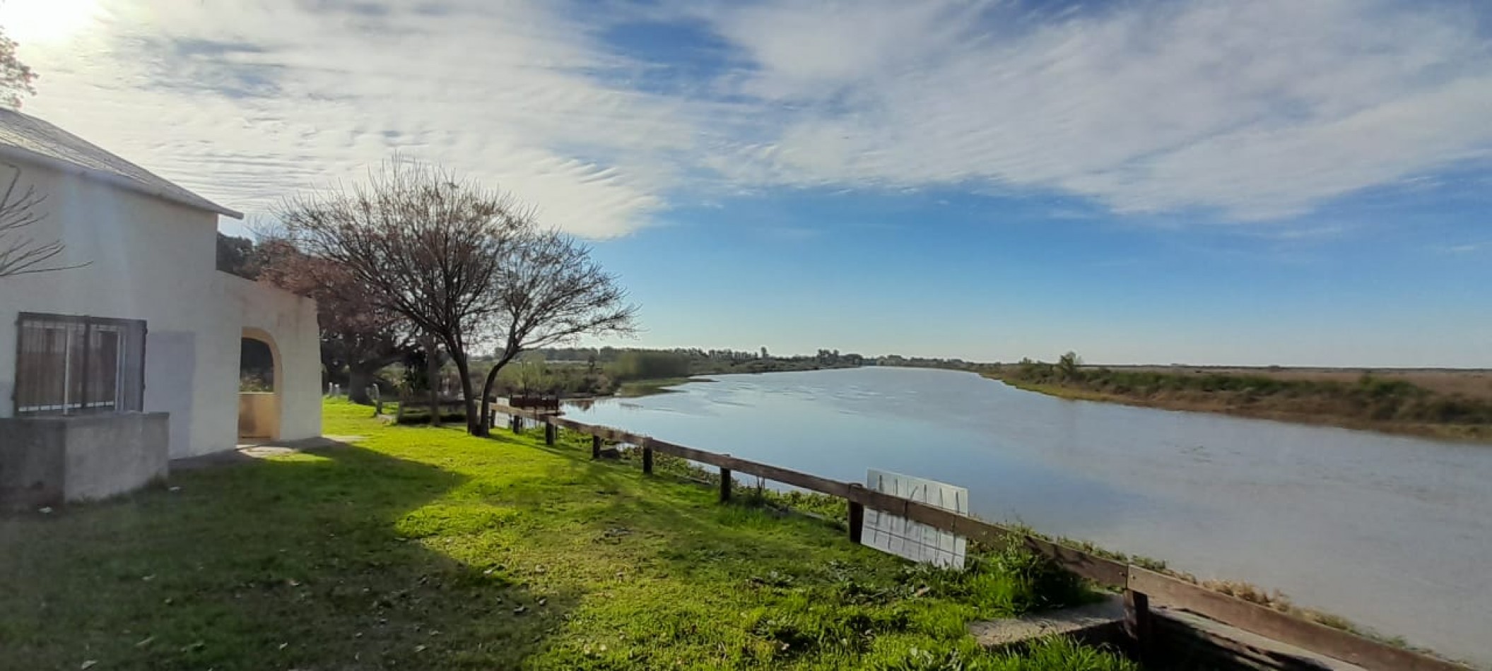 Ref. No 1312 - Hermoso inmueble ubicado sobre el rio Coronda