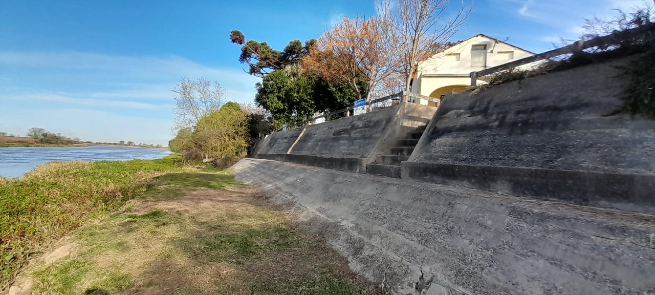 Ref. No 1312 - Hermoso inmueble ubicado sobre el rio Coronda