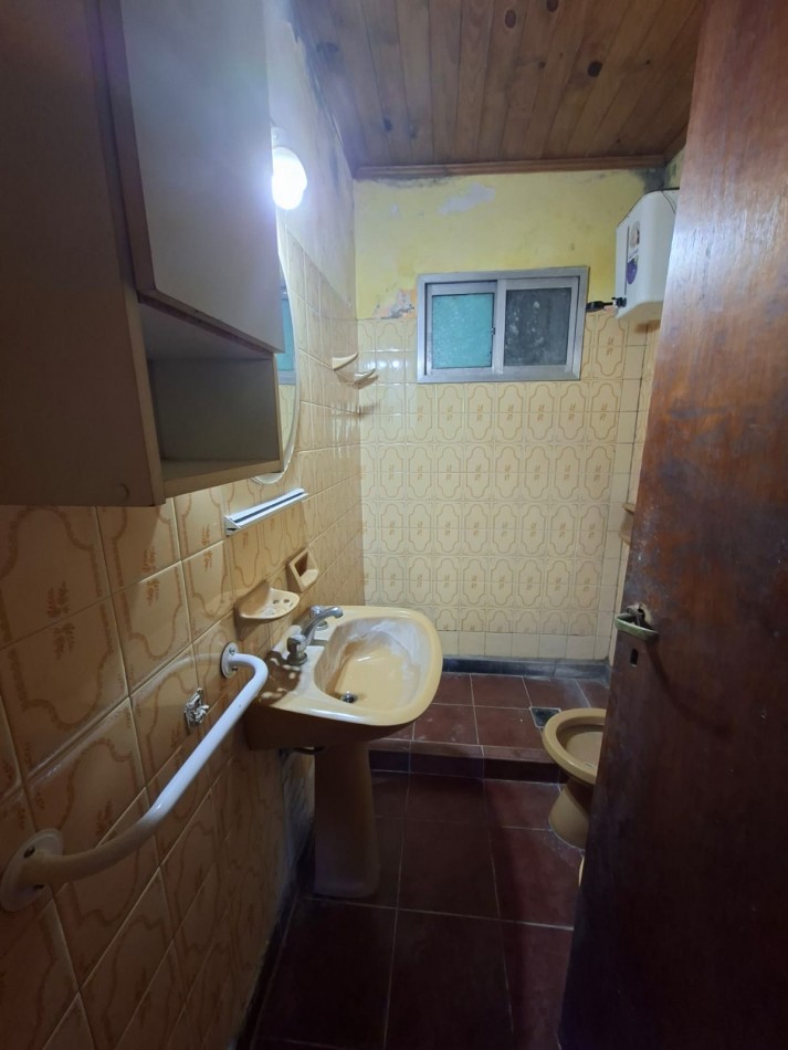 VENTA: CASA + LOCAL COMERCIAL EN AROCENA - Ref. 1193