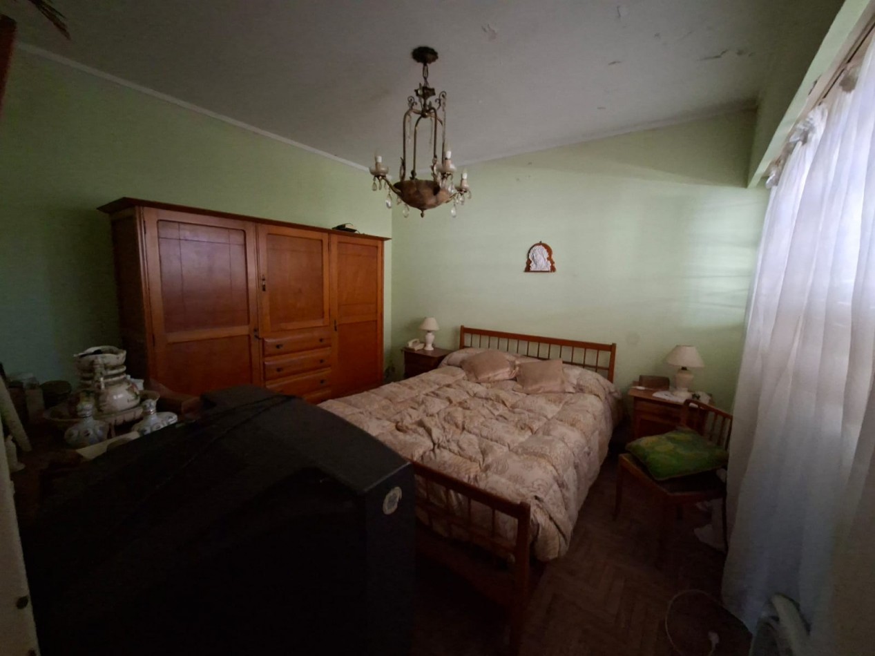 Ref. No 1320- CASA EN VENTA EN PLENO CENTRO DE LA CIUDAD.