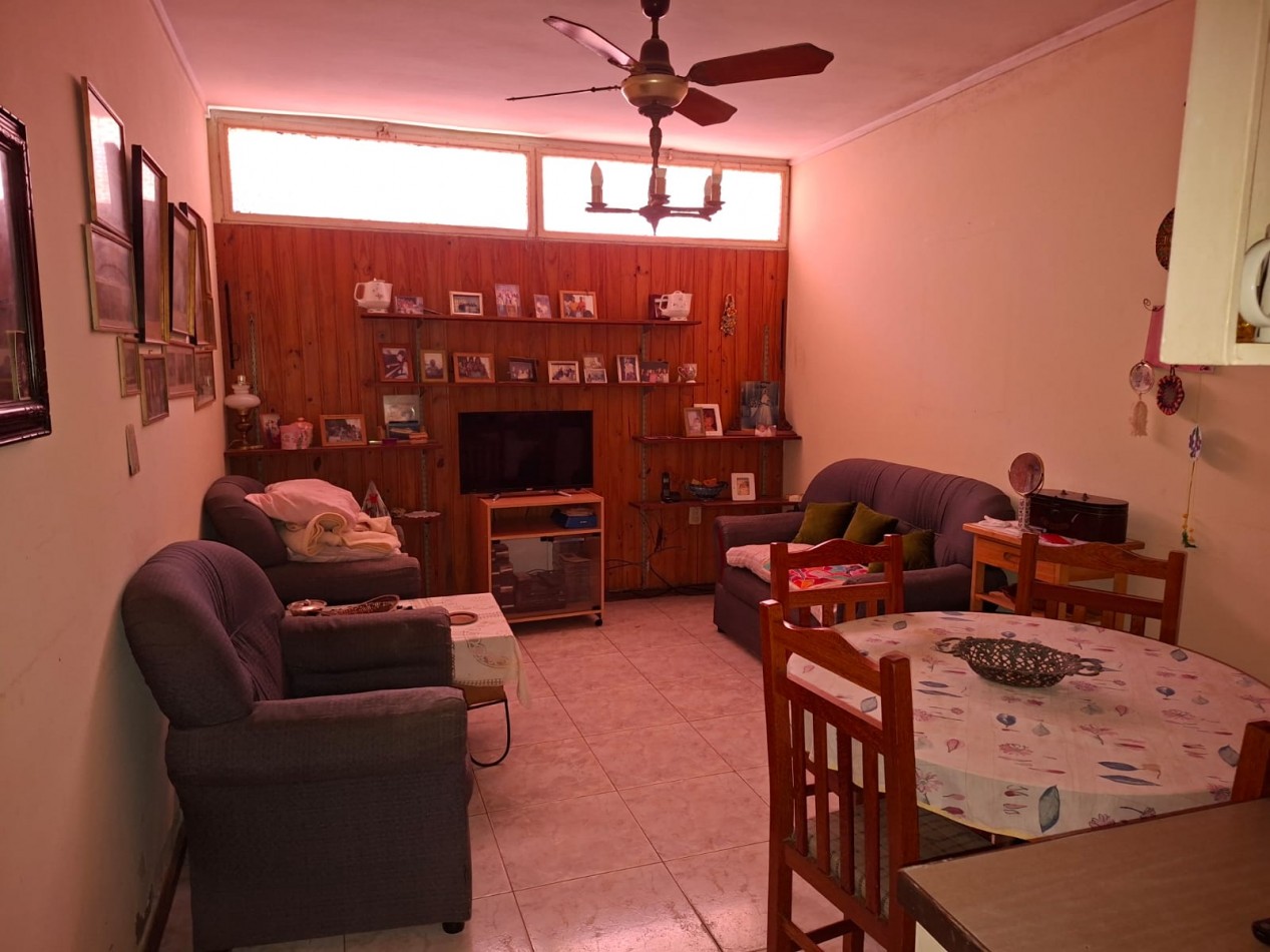 Ref. No 1320- CASA EN VENTA EN PLENO CENTRO DE LA CIUDAD.
