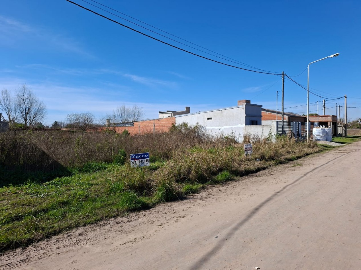 Ref. No 1316-VENTA DE DOS LOTES DE 258 m2 CADA UNO- CORONDA