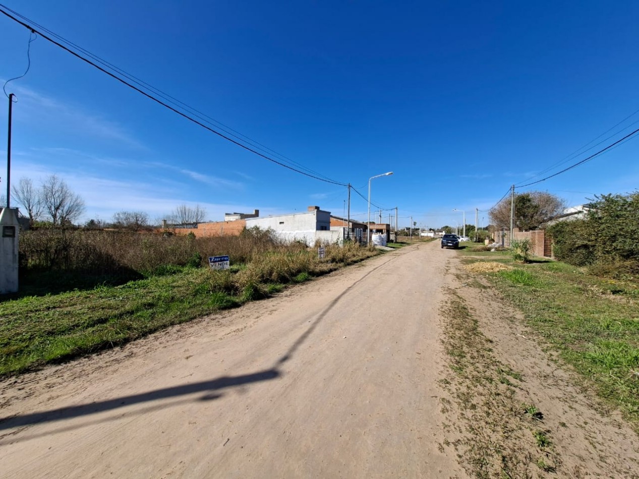 Ref. No 1316-VENTA DE DOS LOTES DE 258 m2 CADA UNO- CORONDA