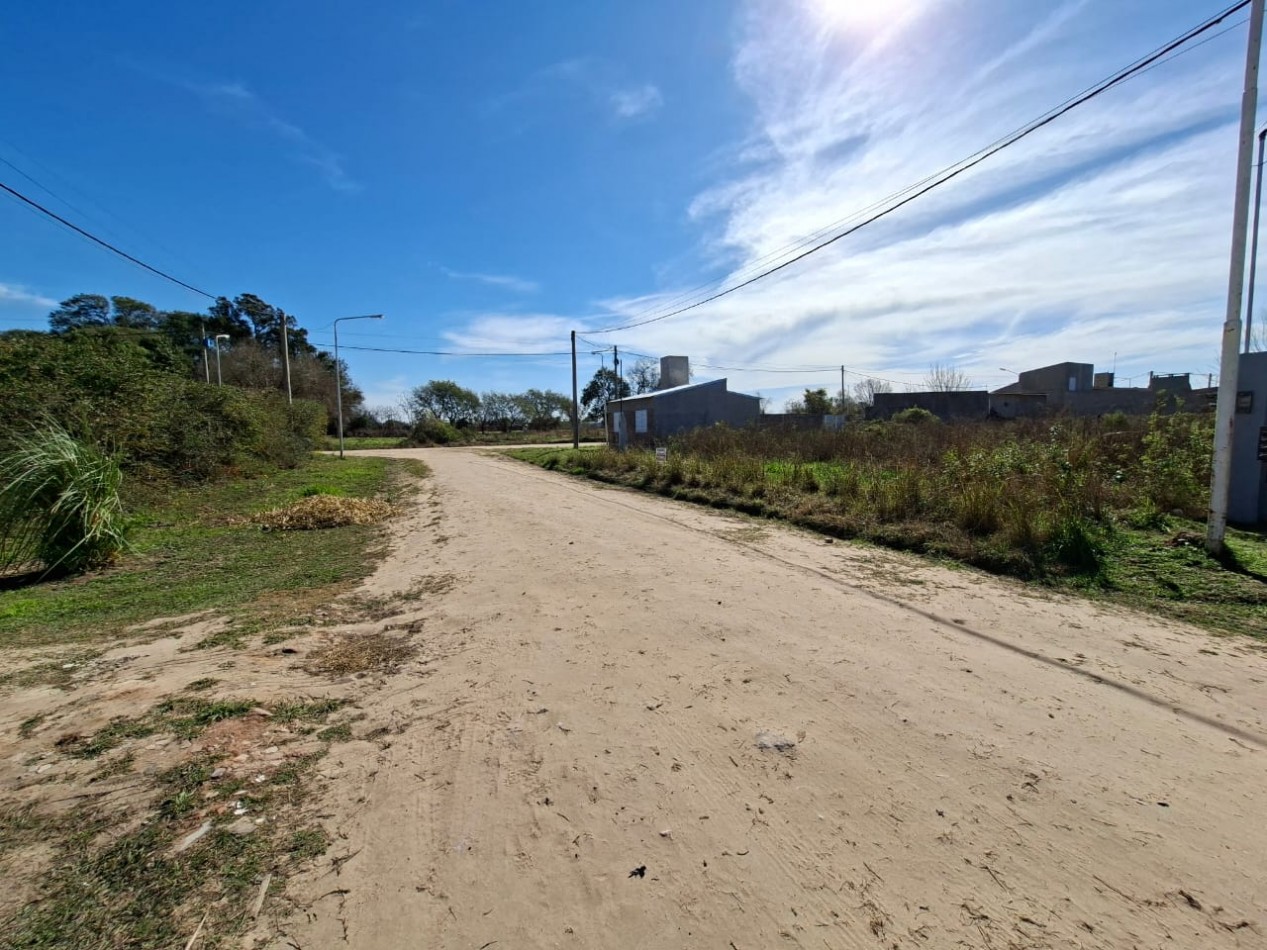 Ref. No 1316-VENTA DE DOS LOTES DE 258 m2 CADA UNO- CORONDA