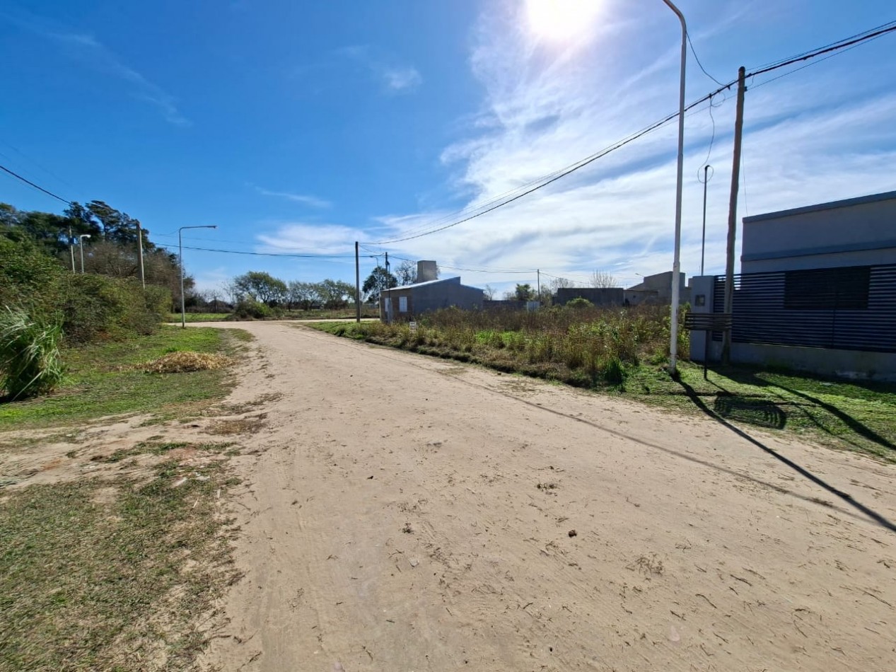 Ref. No 1316-VENTA DE DOS LOTES DE 258 m2 CADA UNO- CORONDA