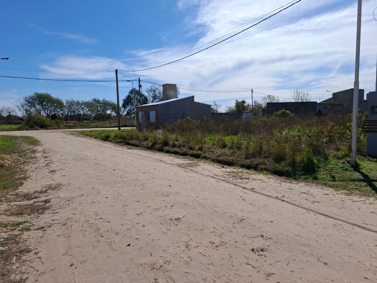 Ref. No 1316-VENTA DE DOS LOTES DE 258 m2 CADA UNO- CORONDA