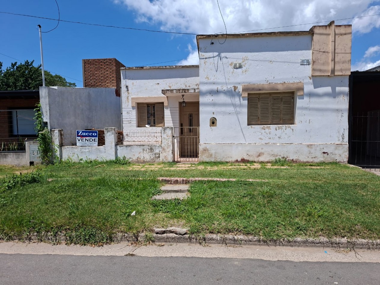 Ref. No 498. CASA EN VENTA- CORONDA