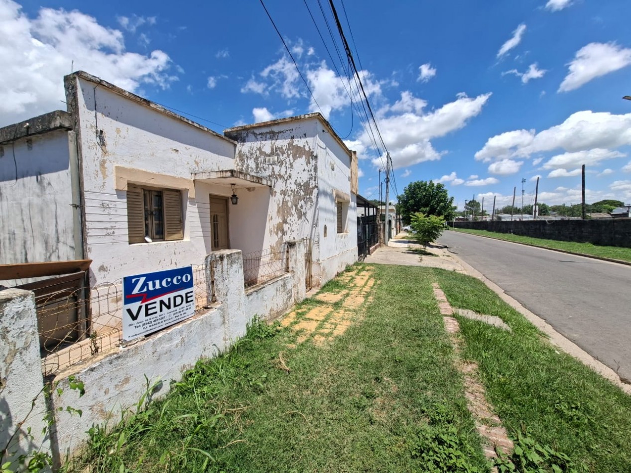 Ref. No 498. CASA EN VENTA- CORONDA