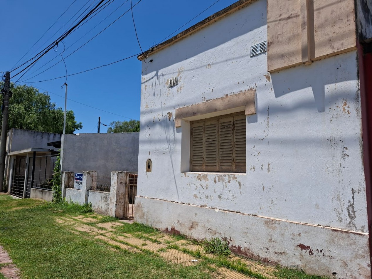 Ref. No 498. CASA EN VENTA- CORONDA