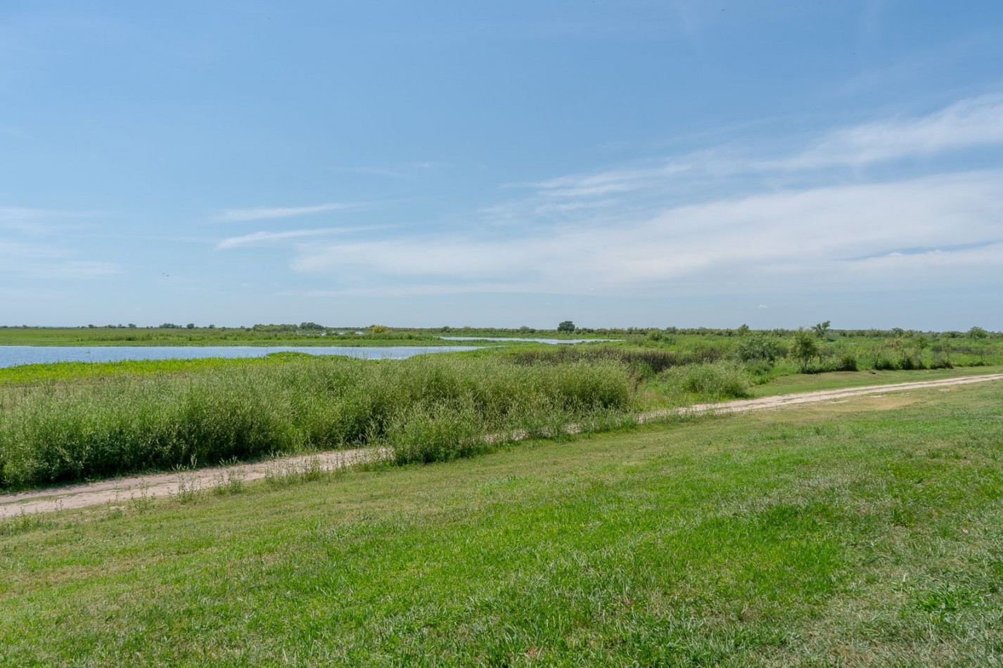 EN VENTA HERMOSO INMUEBLE EN BARRIO GALVEZ- CORONDA - Ref. No 1342