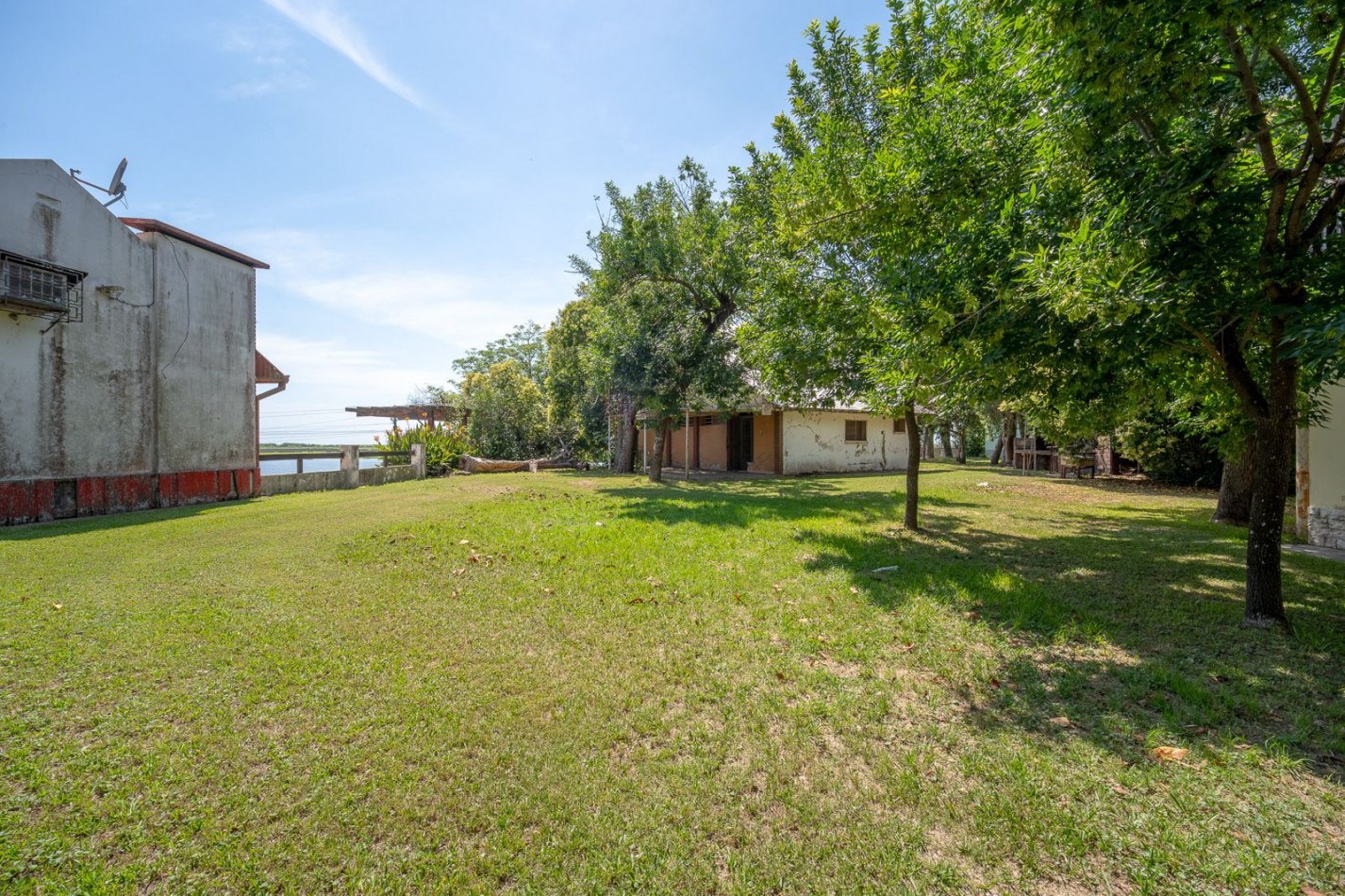 EN VENTA HERMOSO INMUEBLE EN BARRIO GALVEZ- CORONDA - Ref. No 1342