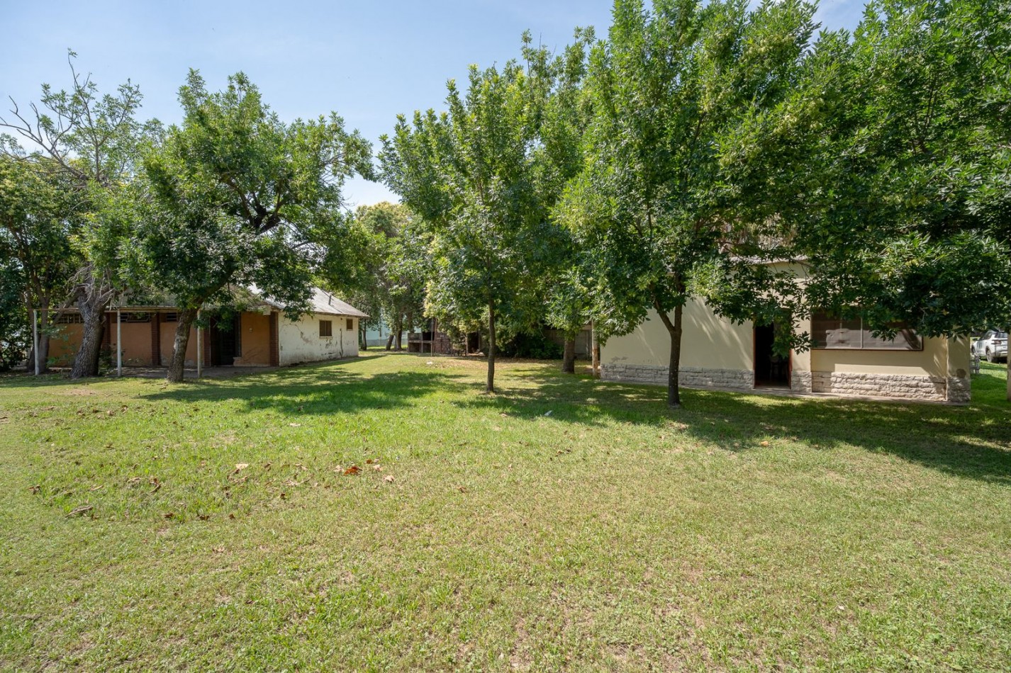 EN VENTA HERMOSO INMUEBLE EN BARRIO GALVEZ- CORONDA - Ref. No 1342