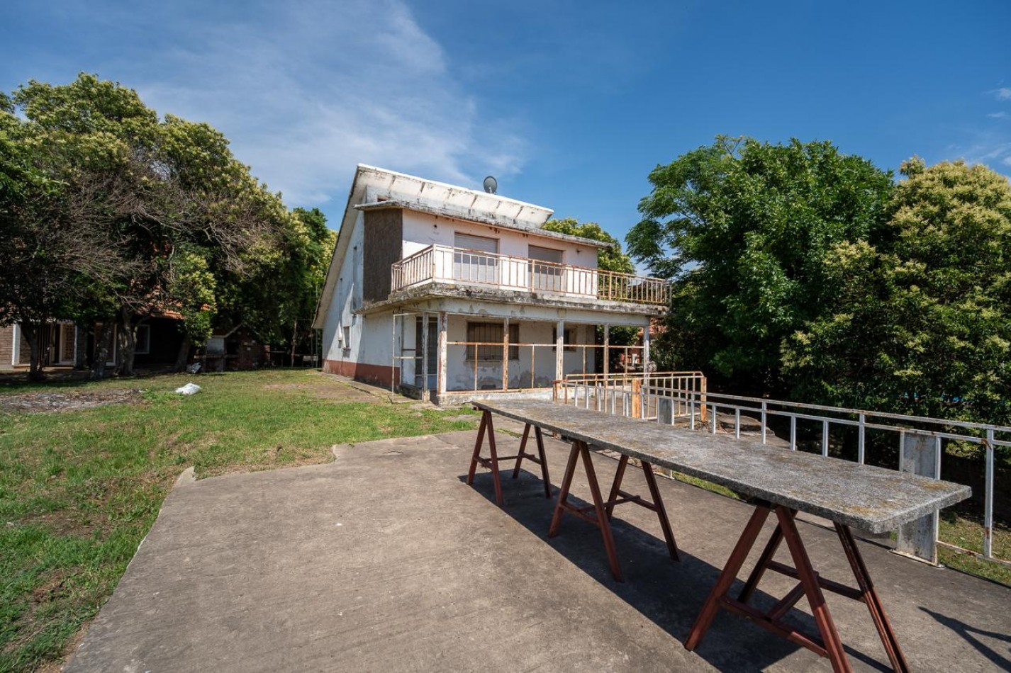 EN VENTA HERMOSO INMUEBLE EN BARRIO GALVEZ- CORONDA - Ref. No 1342