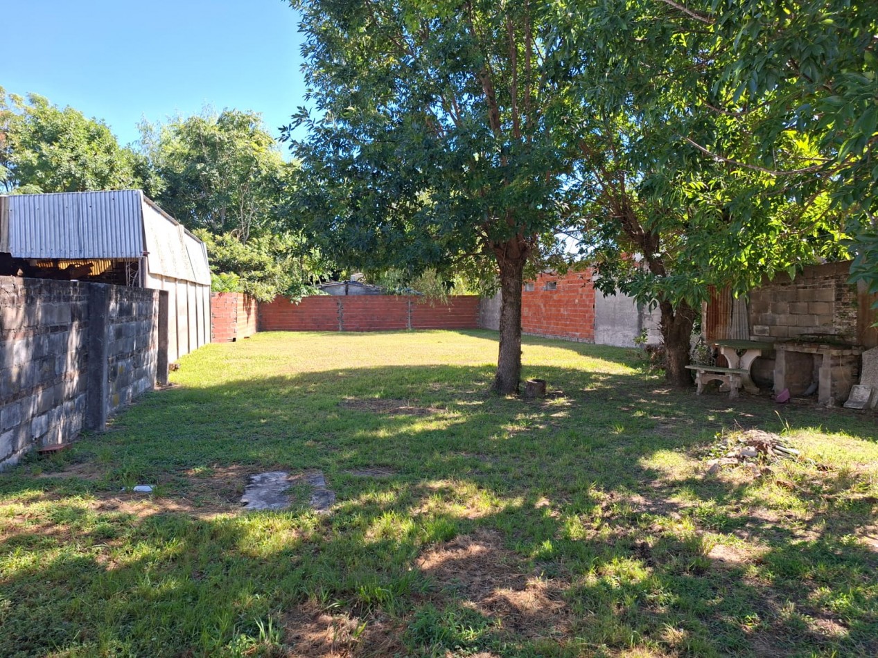 Venta casa con gran terreno - Ref. 1341