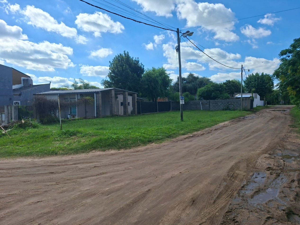 VENTA LOTE  EN ESQUINA 10 X 25 - REF. No 1367