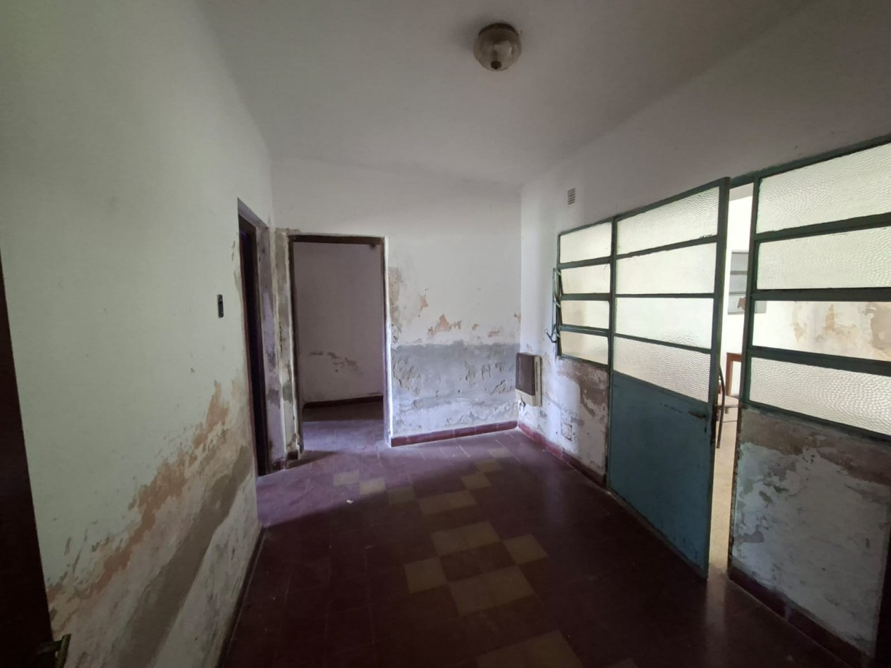 Ref. No 1364- CASA EN VENTA CON MUCHO TERRENO