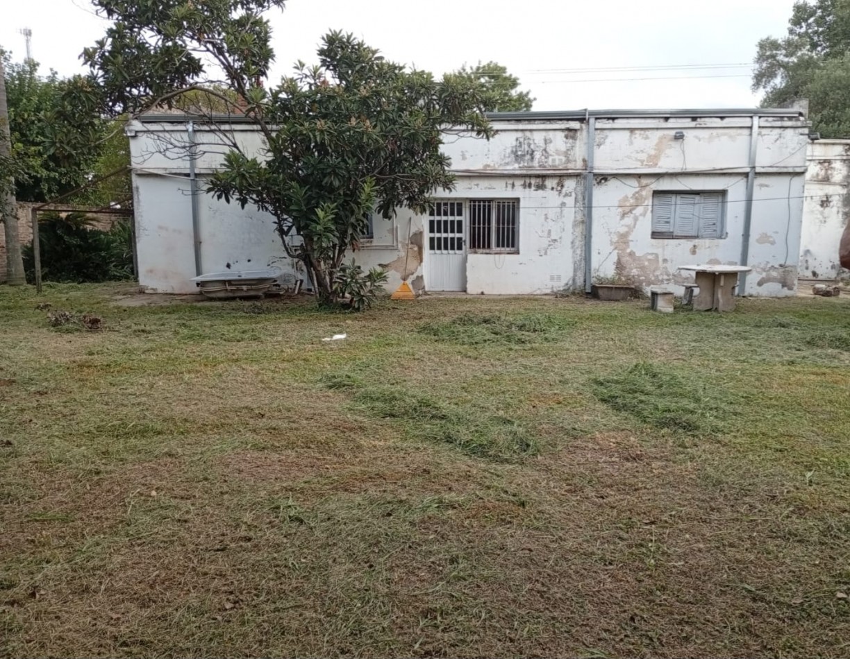 Ref. No 1364- CASA EN VENTA CON MUCHO TERRENO