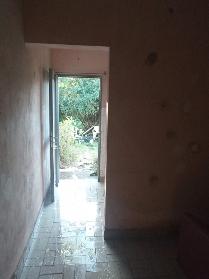 Oportunidad inversores!!!- Venta Casa con gran terreno