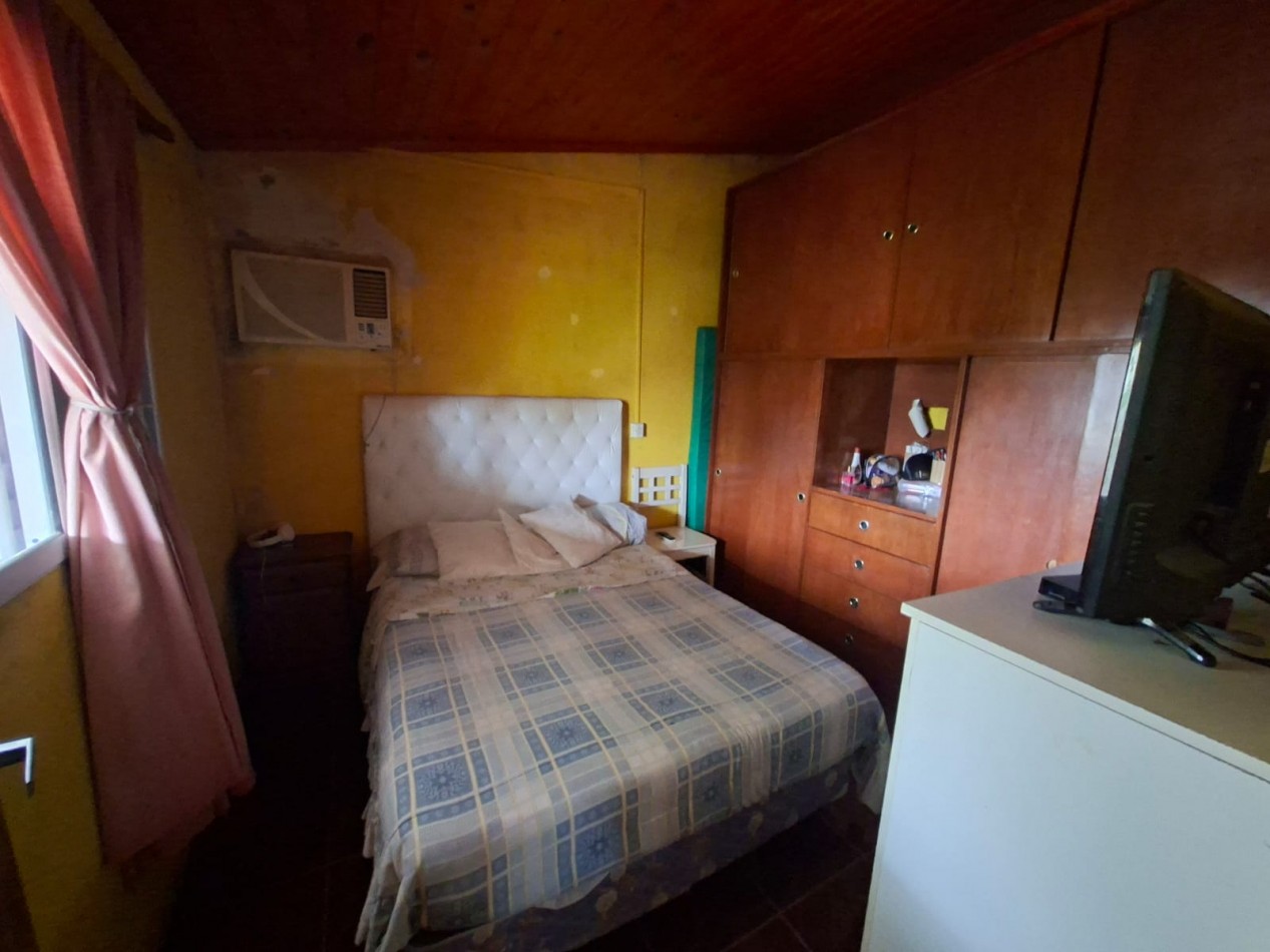 VENTA DE INMUEBLE CON LOCAL COMERCIAL- RUTA 11