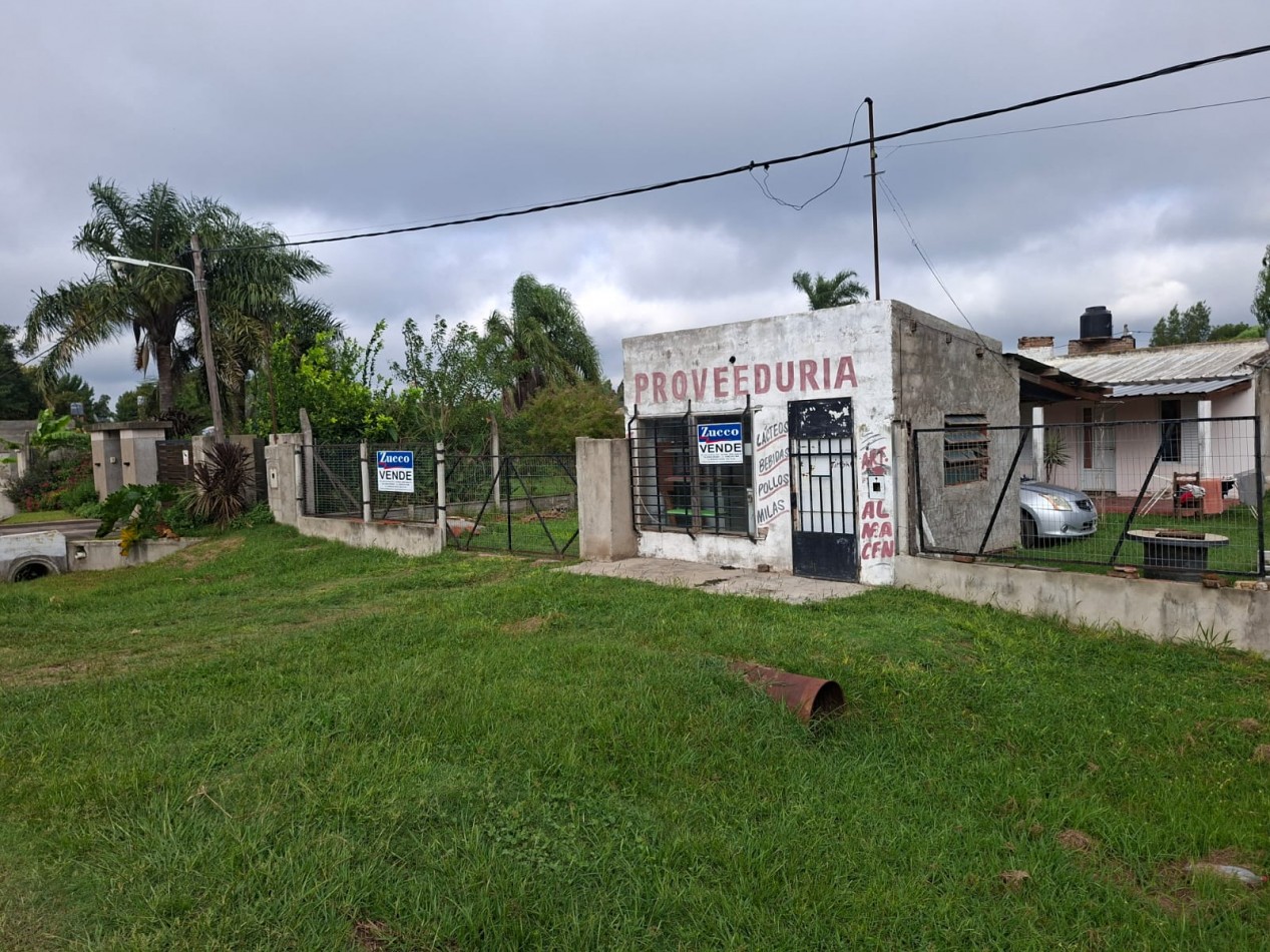 VENTA DE INMUEBLE CON LOCAL COMERCIAL- RUTA 11