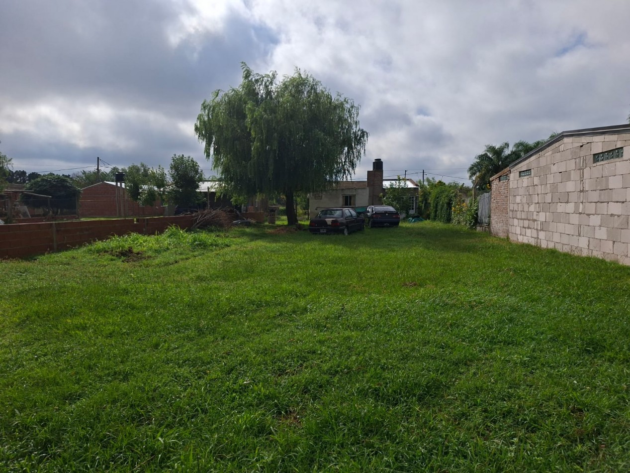 VENTA DE INMUEBLE CON LOCAL COMERCIAL- RUTA 11