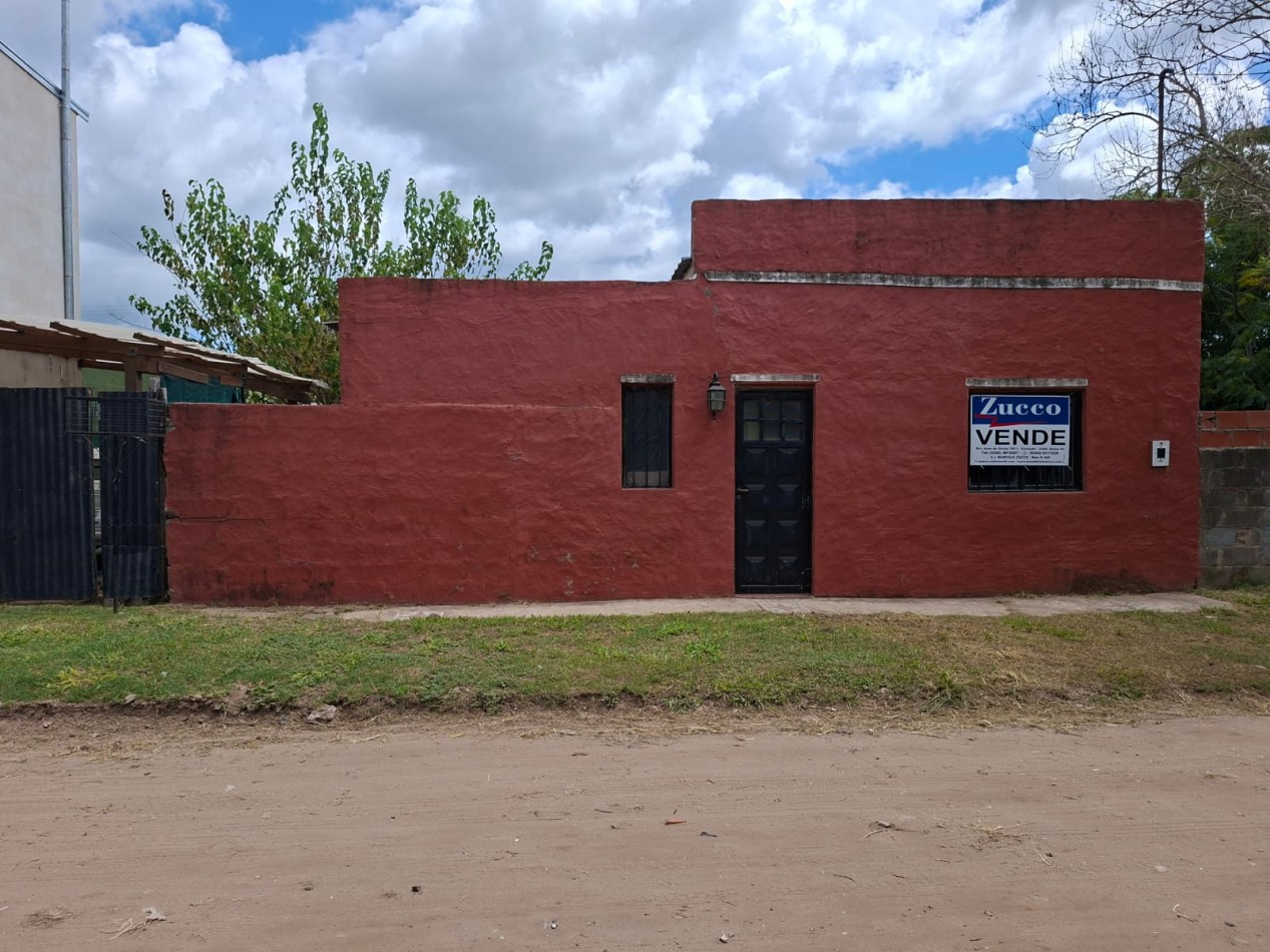 ¡OPORTUNIDAD! CASA EN VENTA- CORONDA