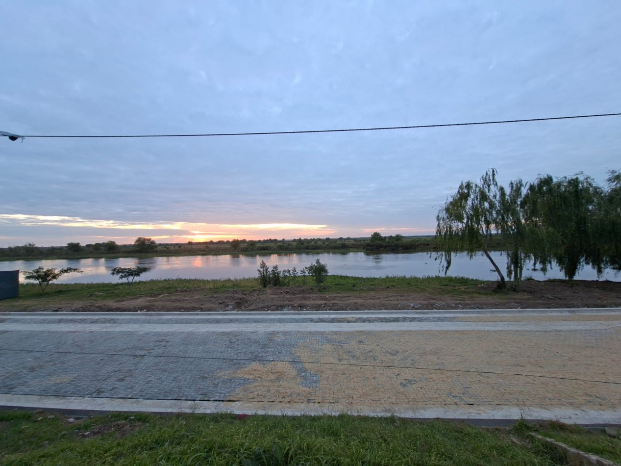 Lote en venta sobre Av. Costanera  - Coronda- Ref. No 1381