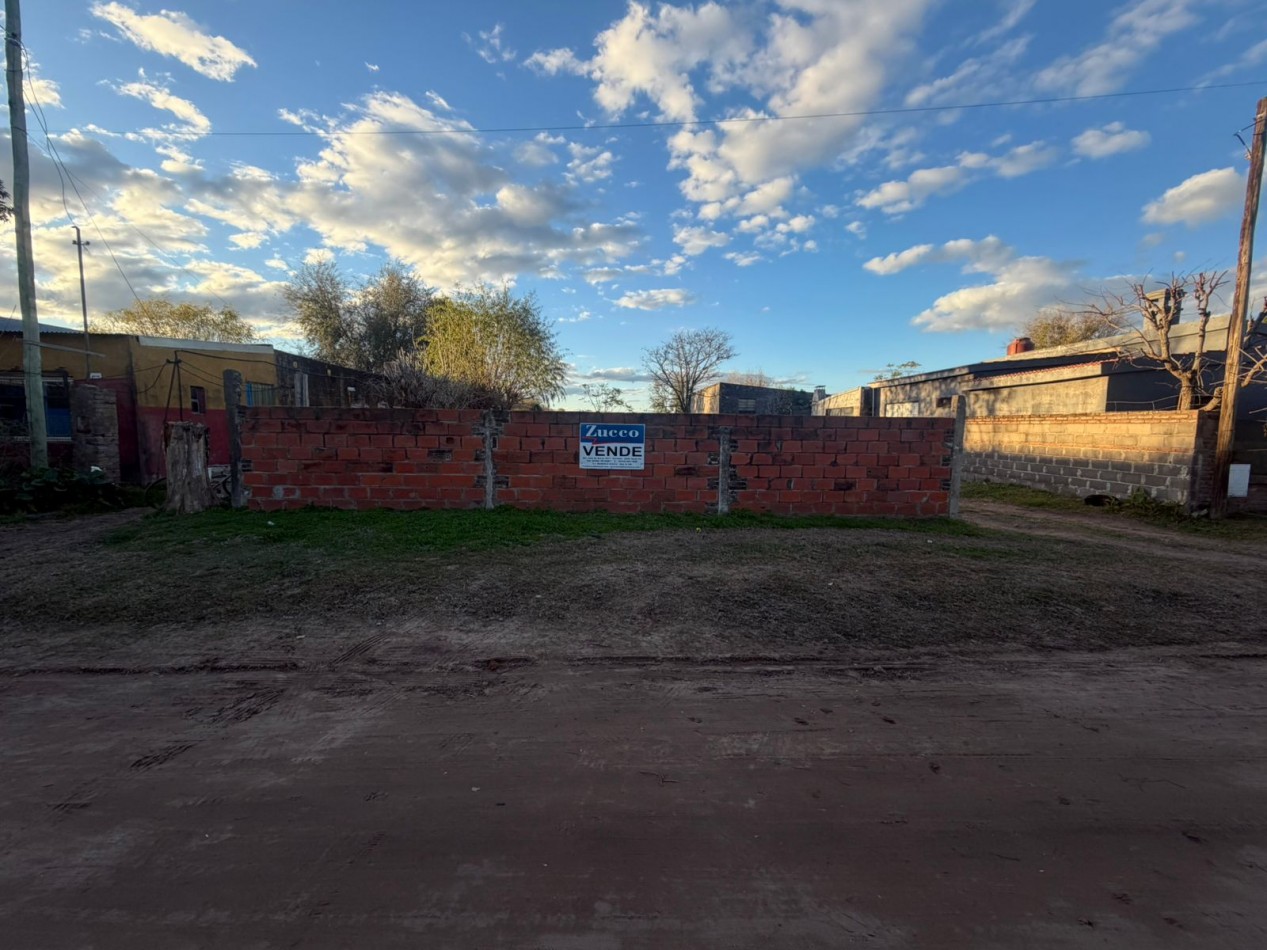¡Oportunidad! Venta de lote 1,1 ha. (zona urbana) 