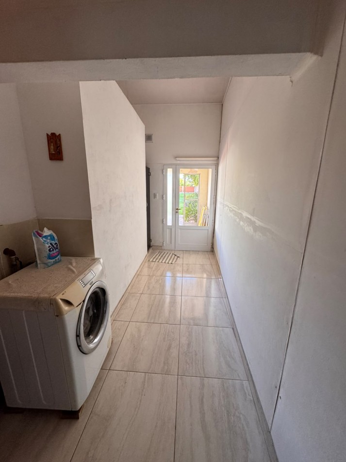VENTA DE PROPIEDAD EN PLENO CENTRO DE CORONDA-Ref. No 1383