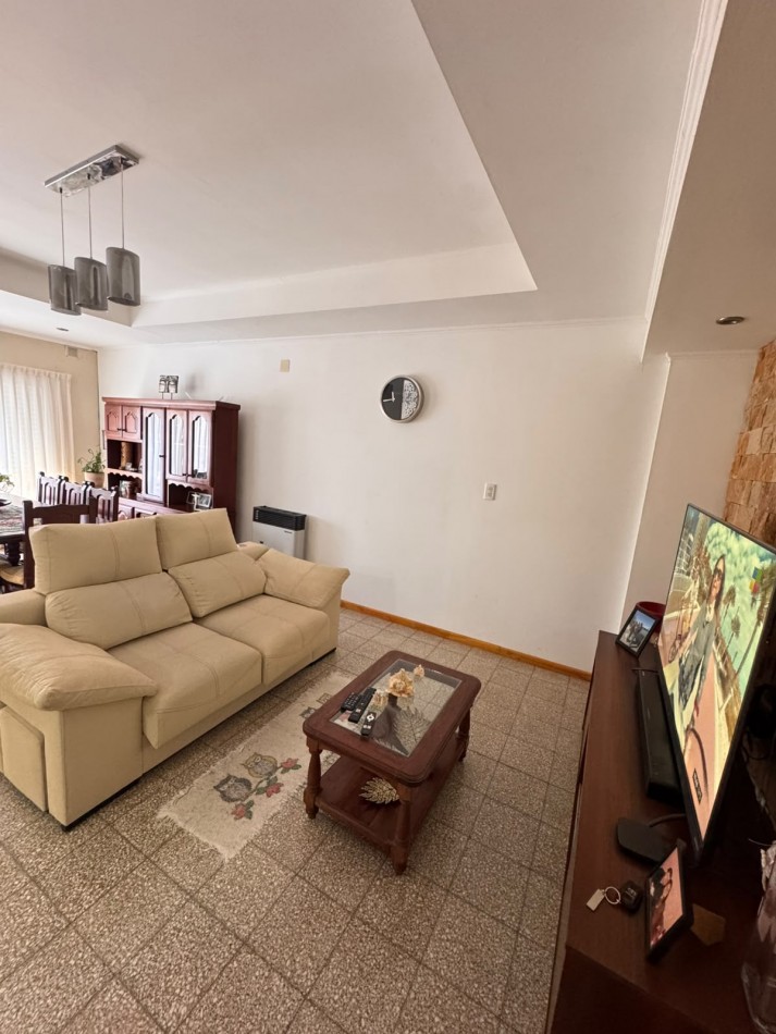 VENTA DE PROPIEDAD EN PLENO CENTRO DE CORONDA-Ref. No 1383