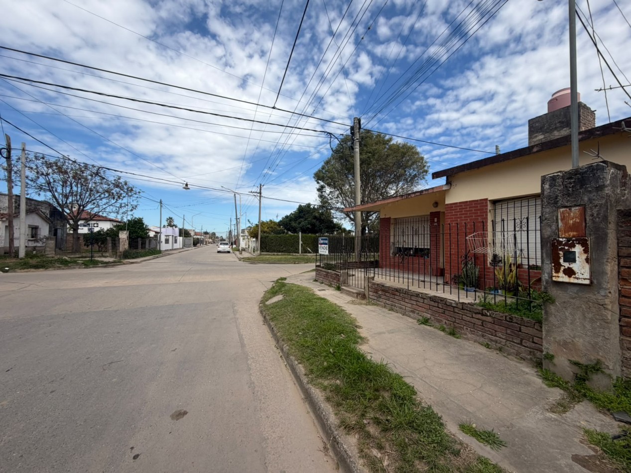 Inversionistas!!- Venta casa en Coronda.