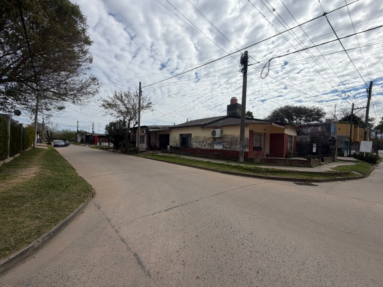 Inversionistas!!- Venta casa en Coronda.