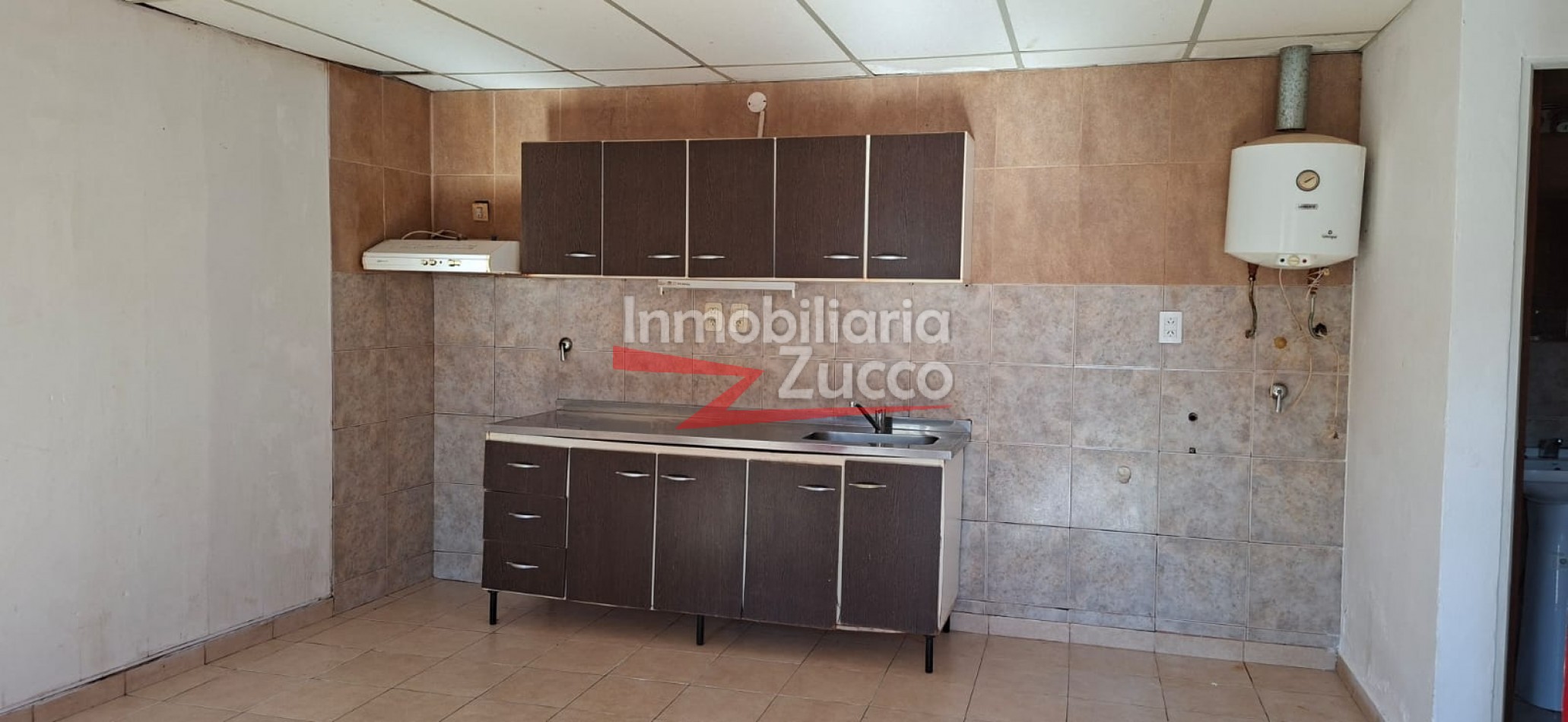 ALQUILO: DEPARTAMENTO INTERNO EN CORONDA