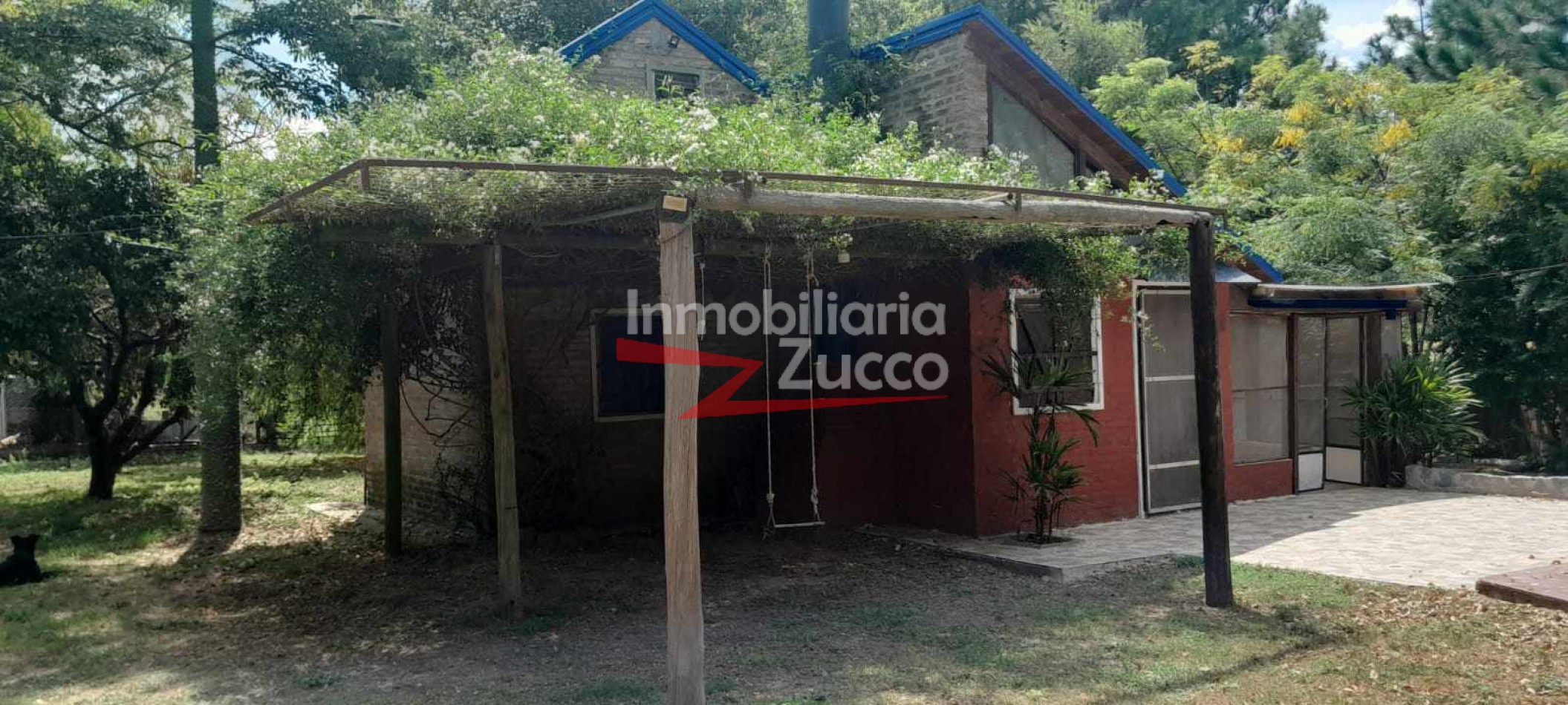 VENTA:DOS CABAÑAS SOBRE EL RIO EN DESVIO ARIJON - Ref. 1148