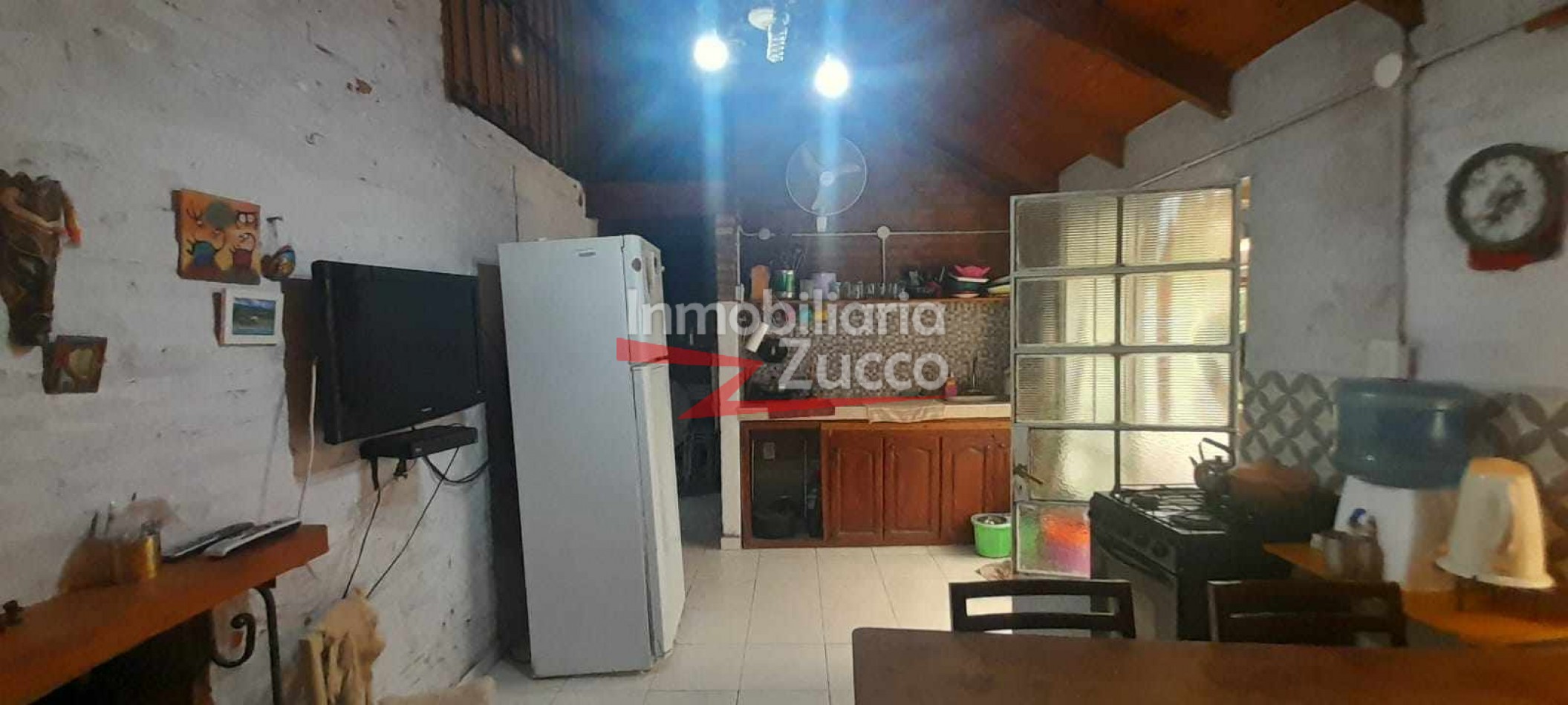 VENTA:DOS CABAÑAS SOBRE EL RIO EN DESVIO ARIJON - Ref. 1148