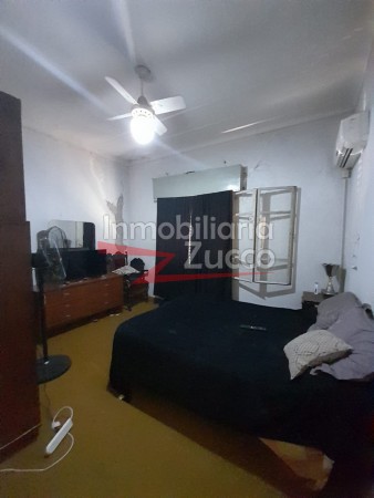 VENTA: CASA CON LOCAL EN CORONDA - Ref. 847