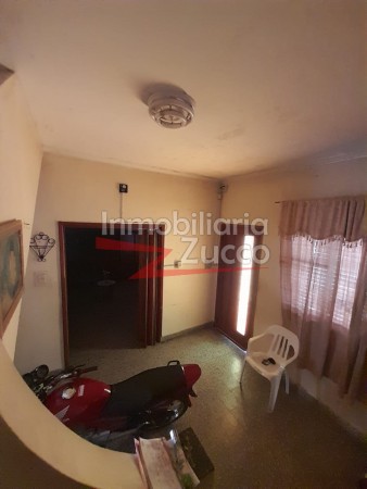 VENTA: CASA CON LOCAL EN CORONDA - Ref. 847
