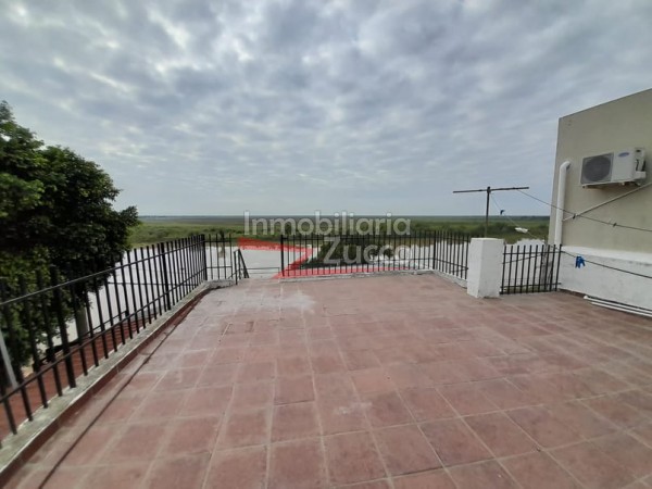 VENTA: CASA SOBRE EL RIO CORONDA - Ref. 888
