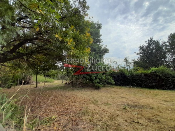 VENTA: LOTE EN CORONDA - Ref. 893