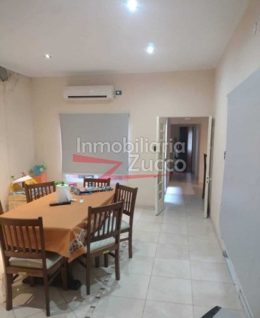 VENTA: CASA QUINTA EN LARRECHEA - Ref. 920