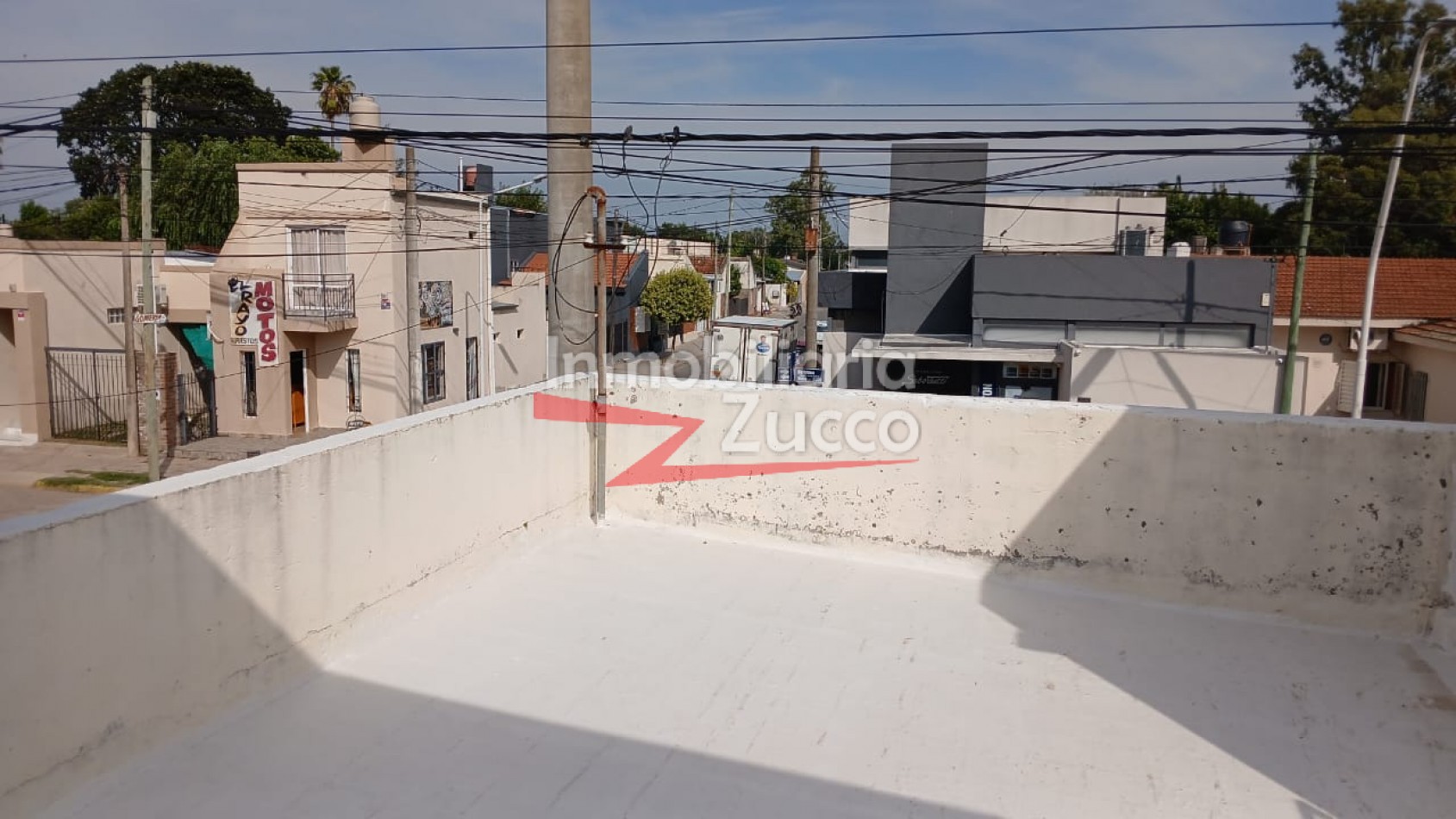 ALQUILO: LOCAL COMERCIAL + DEPARTAMENTO EN CORONDA