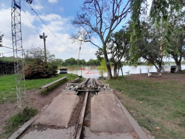 VENTA: DOS CABAÑAS EN BARRIO LOS PARAISOS - Ref. 1037