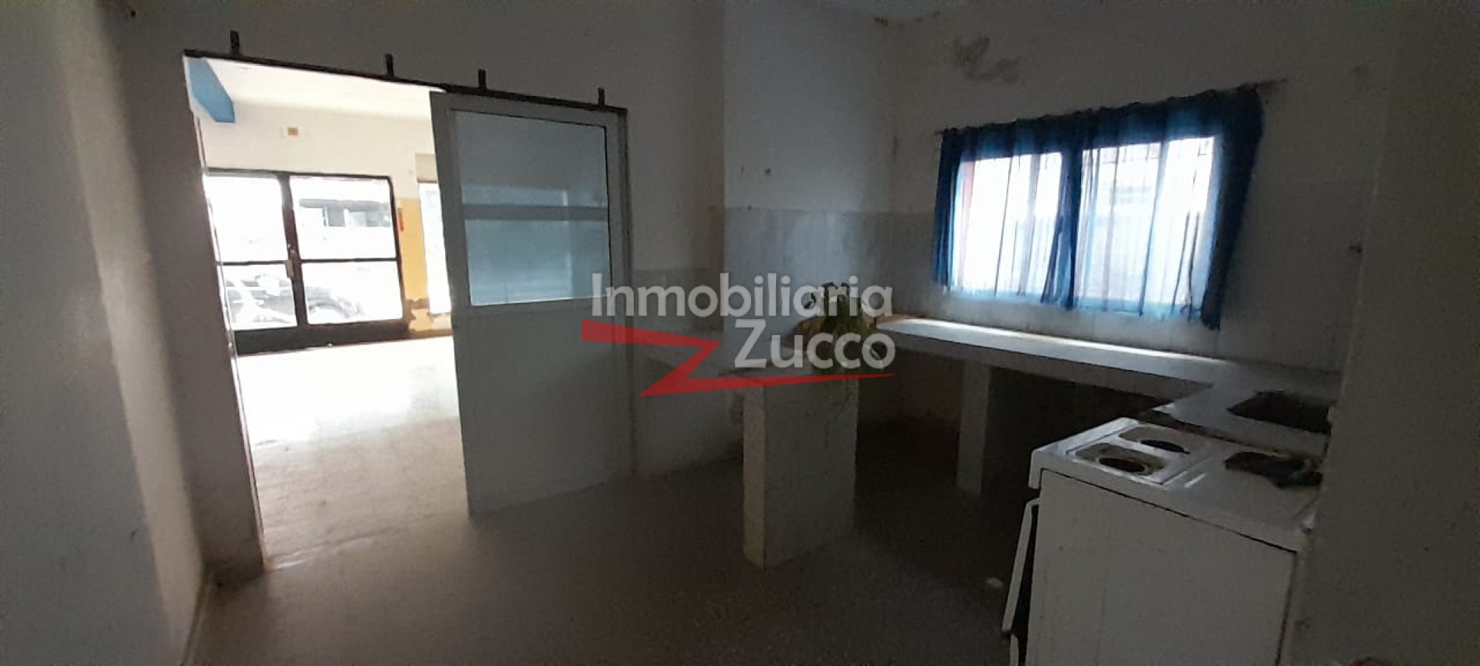 Venta: Importante inmueble ubicado en pleno centro de la cuidad de Coronda - Ref. 1311