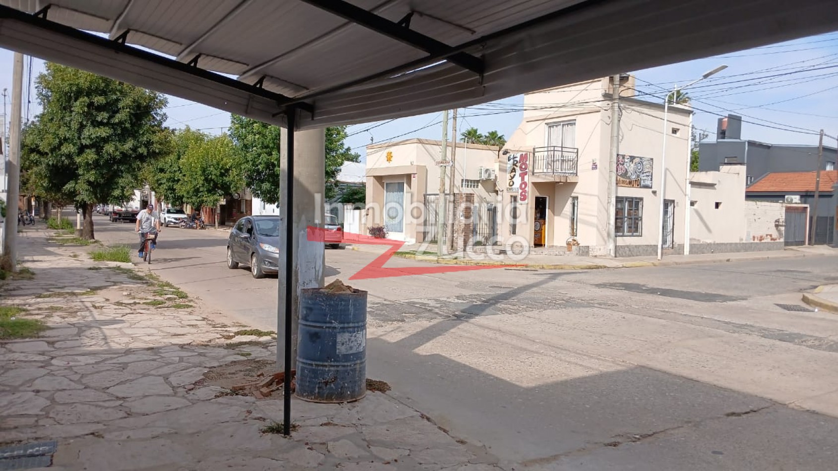 ALQUILO: LOCAL COMERCIAL + DEPARTAMENTO EN CORONDA