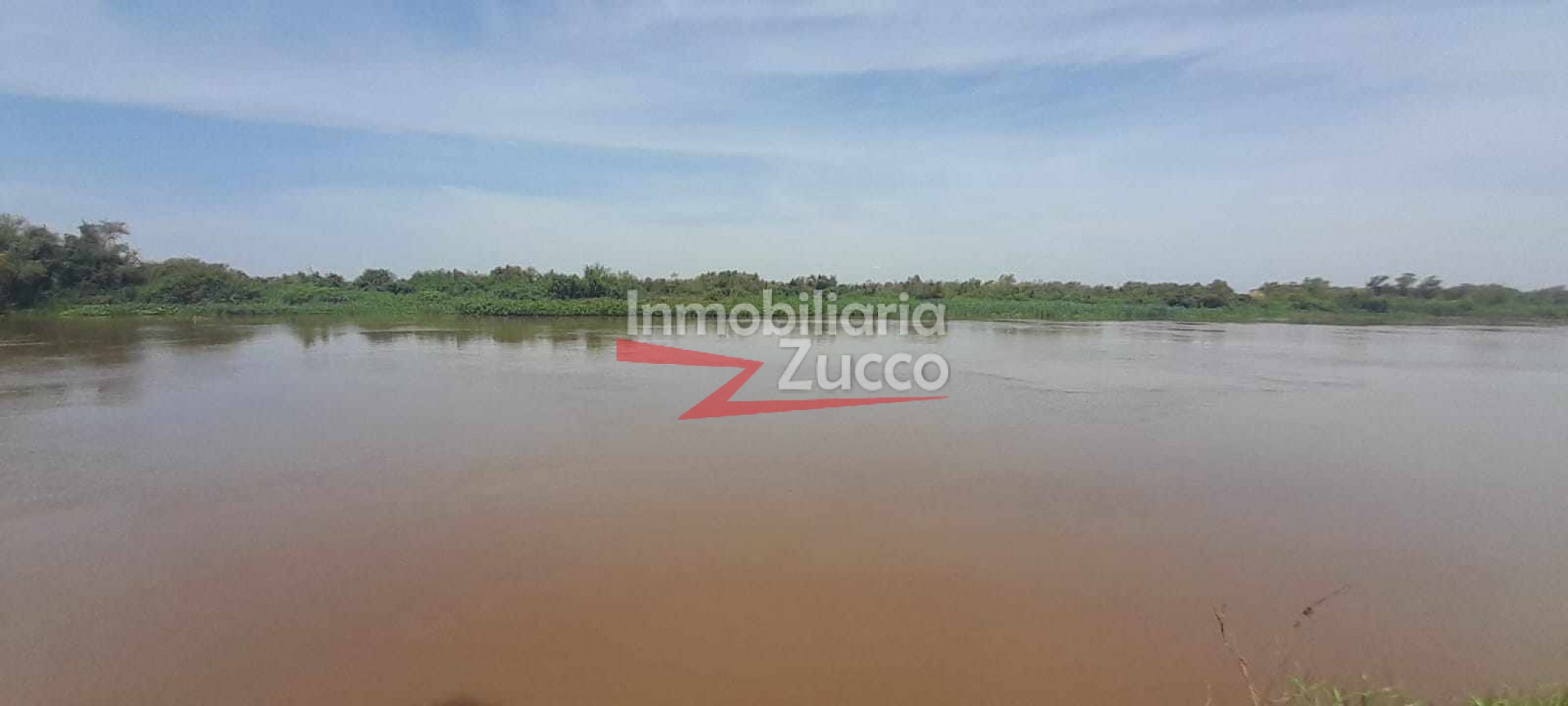 VENTA:DOS CABAÑAS SOBRE EL RIO EN DESVIO ARIJON - Ref. 1148