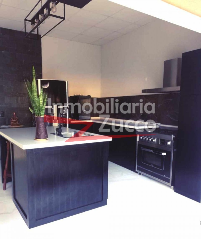 VENTA: IMPORTANTE INMUEBLE EN CORONDA - Ref. 1154