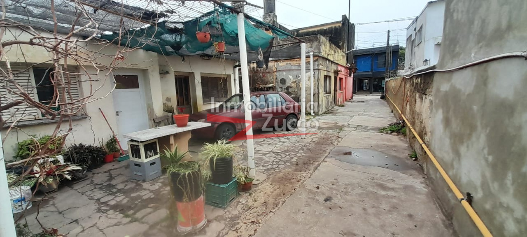 Venta: Importante inmueble ubicado en pleno centro de la cuidad de Coronda - Ref. 1311