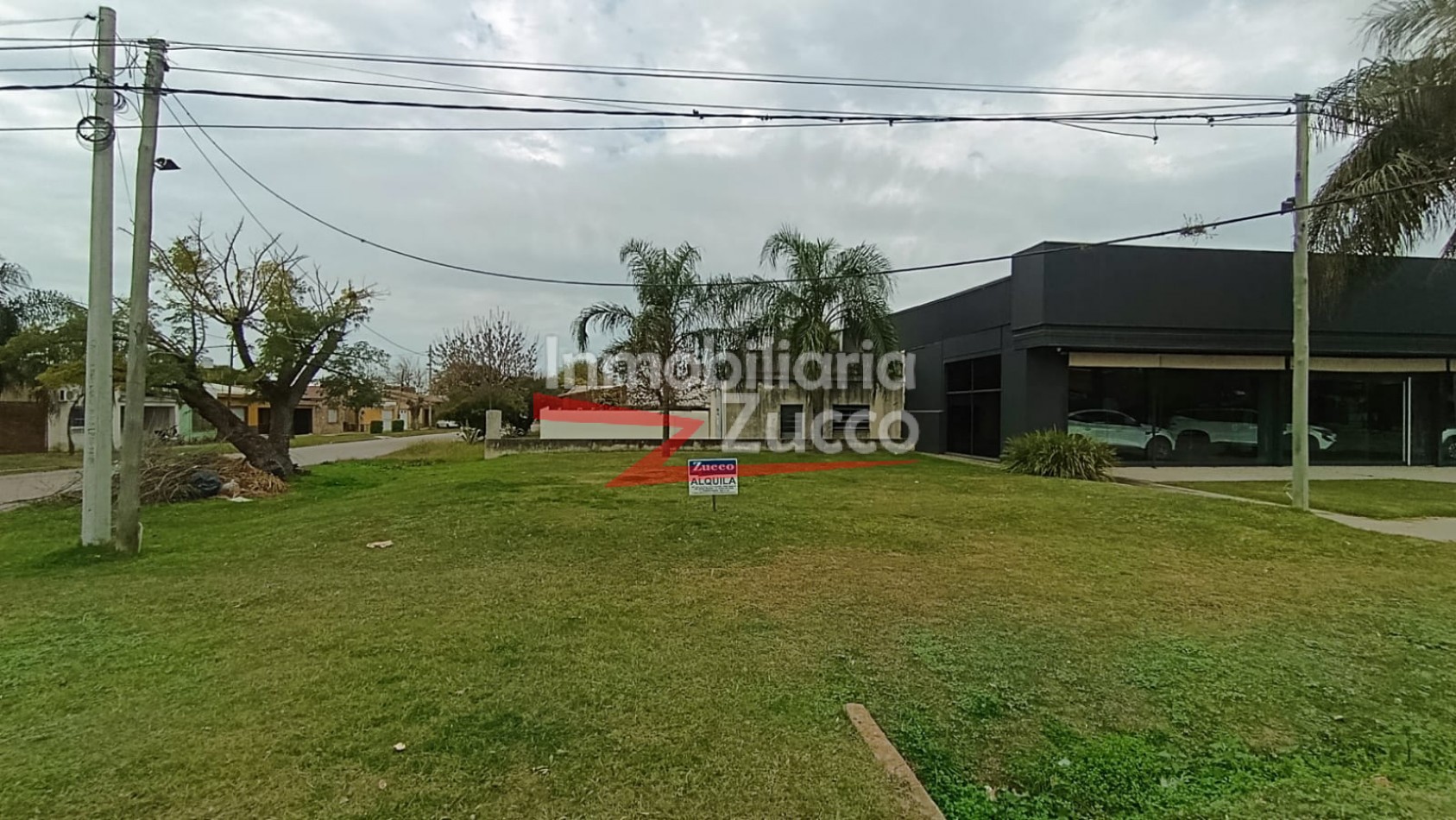 ALQUILO: GALPON EN CORONDA