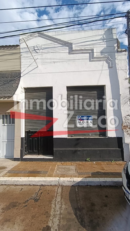 ALQUILO: LOCAL COMERCIAL 